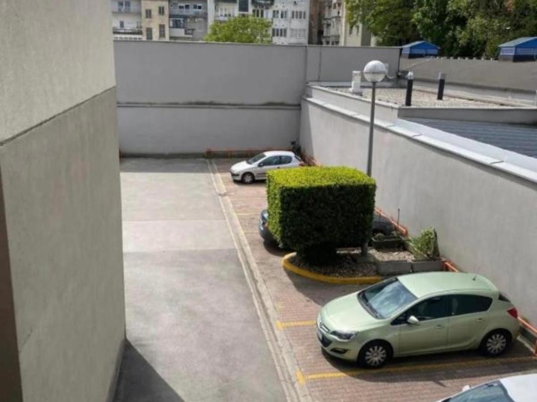 Lea Apartment - Free Parking In Front For 2 Cars زغرب المظهر الخارجي الصورة